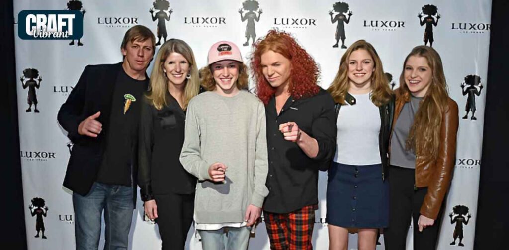 Who are Carrot Top's Siblings?